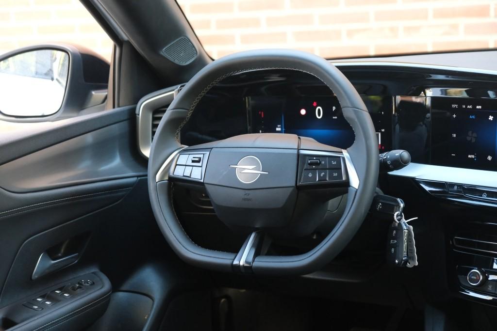 Opel Mokka 1.2 Turbo 130pk EAT8 GS | Nieuw Model ! | App Connect | Climate | Cruise | Camera | PDC afbeelding 9