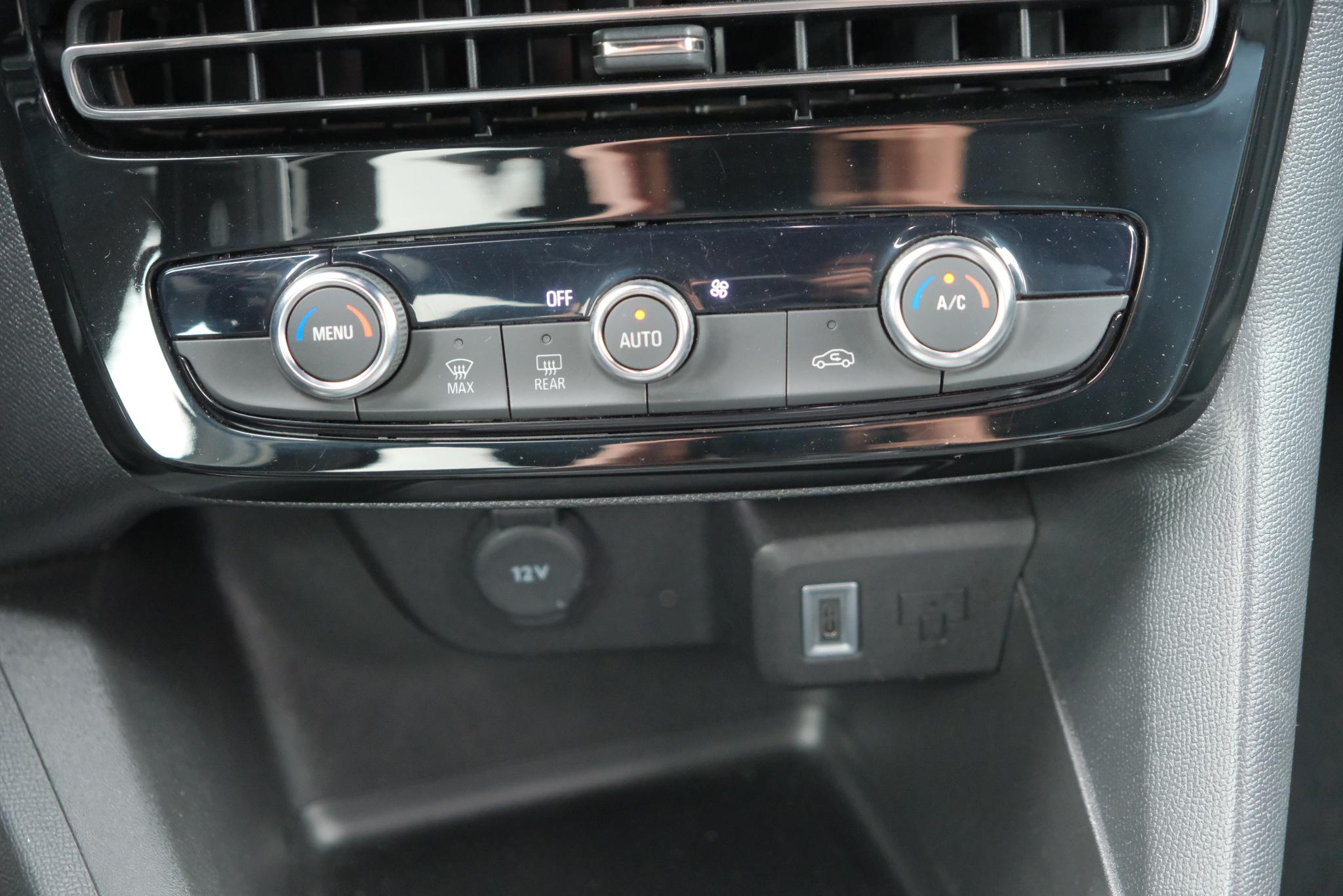 Opel Mokka 1.2 Turbo 130pk EAT8 GS | Nieuw Model ! | App Connect | Climate | Cruise | Camera | PDC afbeelding 11