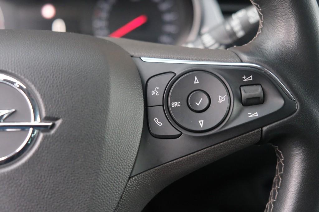 Opel Crossland 1.2 Turbo 110pk Ultimate | Navi | App Connect | Climate | Camera | Keyless | Blind Spot | PDC afbeelding 9