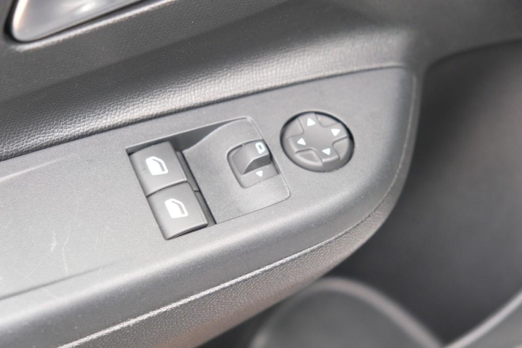 Opel Corsa 1.2 75pk Edition | Navi | App Connect | Airco | Cruise | Full LED | PDC | 16" velgen afbeelding 22