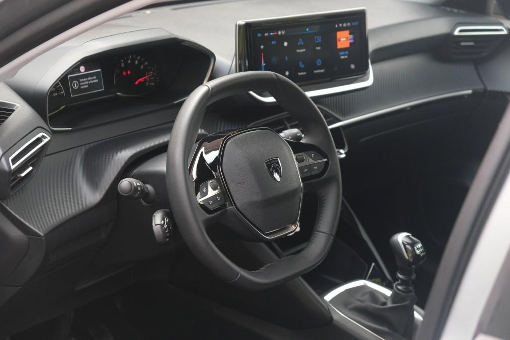 Peugeot 208 1.2 PureTech 100pk Style | App Connect | Climate | Cruise | DAB | PDC afbeelding 8