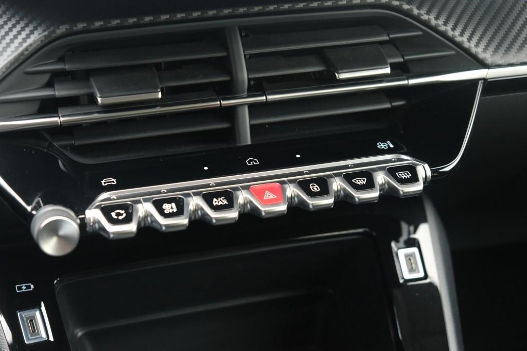 Peugeot 208 1.2 PureTech 100pk Style | App Connect | Climate | Cruise | DAB | PDC afbeelding 21