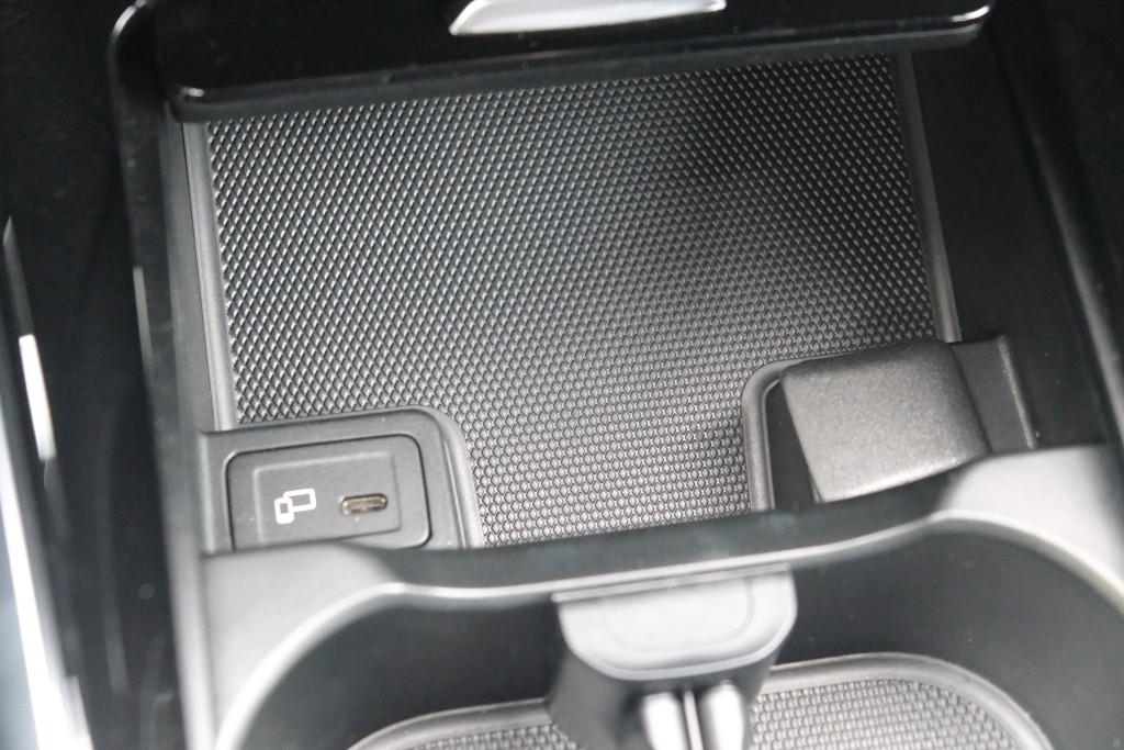Mercedes-Benz B-Klasse 250 e 218pk 8G-DCT Business Solution AMG Limited | Navi | App Connect | Climate | Cruise | Camera | Alcantara afbeelding 23