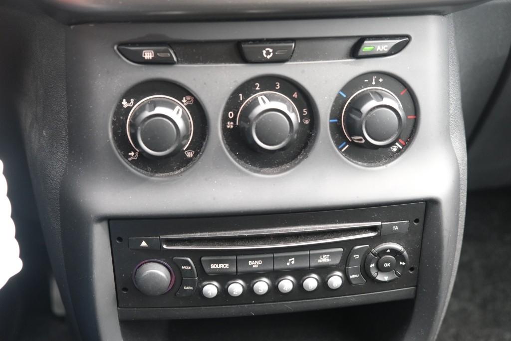 Citroën C3 1.6 e-HDi 92pk Tendance | Airco | Cruise afbeelding 15