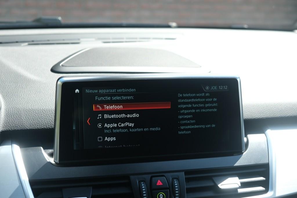 BMW 2 Serie 225xe iPerformance Active Tourer High Executive | SOH 87% | Navi | App Connect | Panoramadak | Keyless | Harman Kardon | Elektrische Achterklep | Camera afbeelding 20