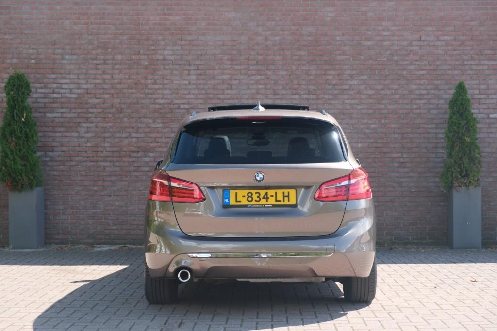 BMW 2 Serie 225xe iPerformance Active Tourer High Executive | SOH 87% | Navi | App Connect | Panoramadak | Keyless | Harman Kardon | Elektrische Achterklep | Camera afbeelding 37