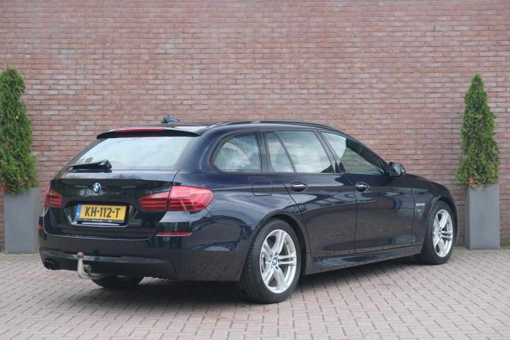 BMW 5 Serie 520i 184pk Aut. Touring M Sport Edition | Navi | Head-Up Display | Leder | Camera | Xenon | Memory | Stoelverwarming | Trekhaak afbeelding 37