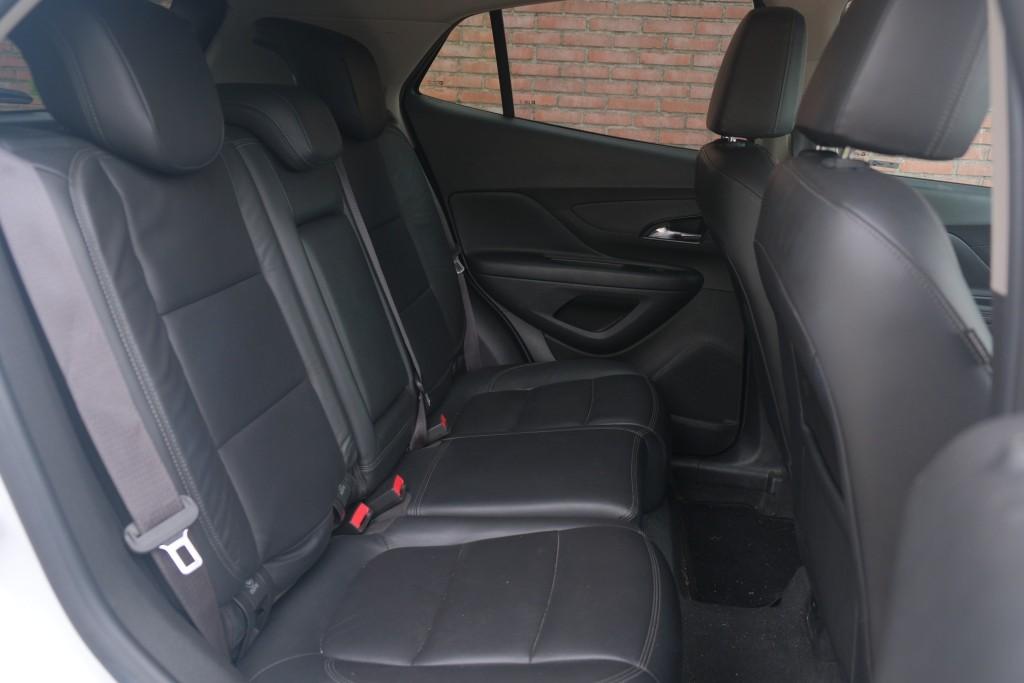 Opel Mokka X 1.4 Turbo 140pk Innovation | Navi | App Connect | Climate | Camera | Leder | Winter Pakket | Trekhaak afbeelding 3