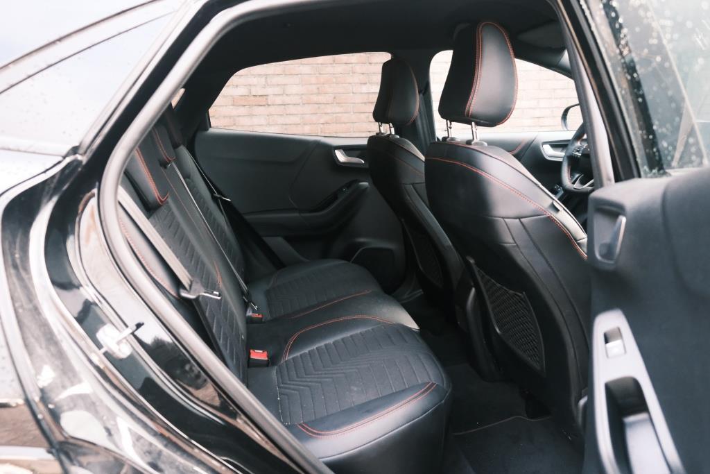 Ford Puma 1.0 EcoBoost Hybrid 155pk Aut. ST-Line X | Navi | App Connect | Adaptive Cruise | Full LED | B&O Audio | Camera | Winter Pakket afbeelding 3