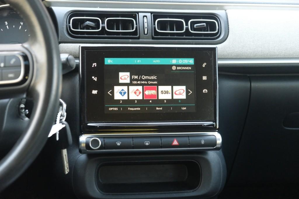 Citroën C3 1.2 PureTech 82pk Shine | Navi | App Connect | Climate | Cruise | Panoramadak | PDC afbeelding 17