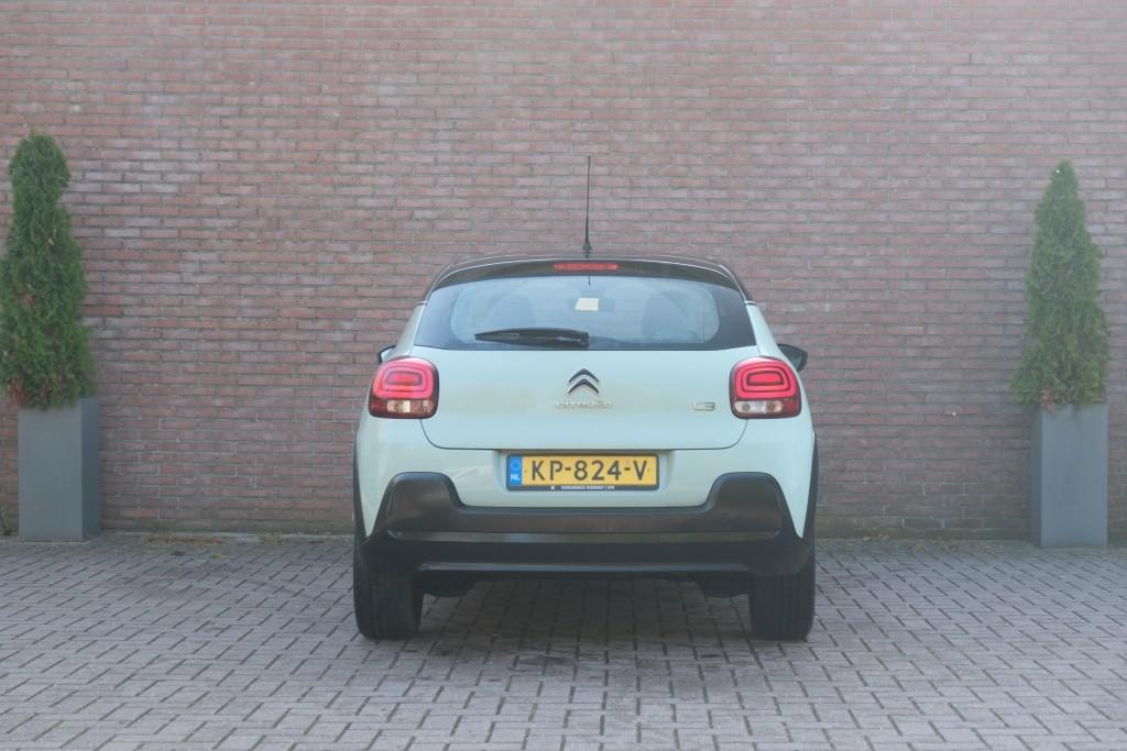 Citroën C3 1.2 PureTech 82pk Shine | Navi | App Connect | Climate | Cruise | Panoramadak | PDC afbeelding 31