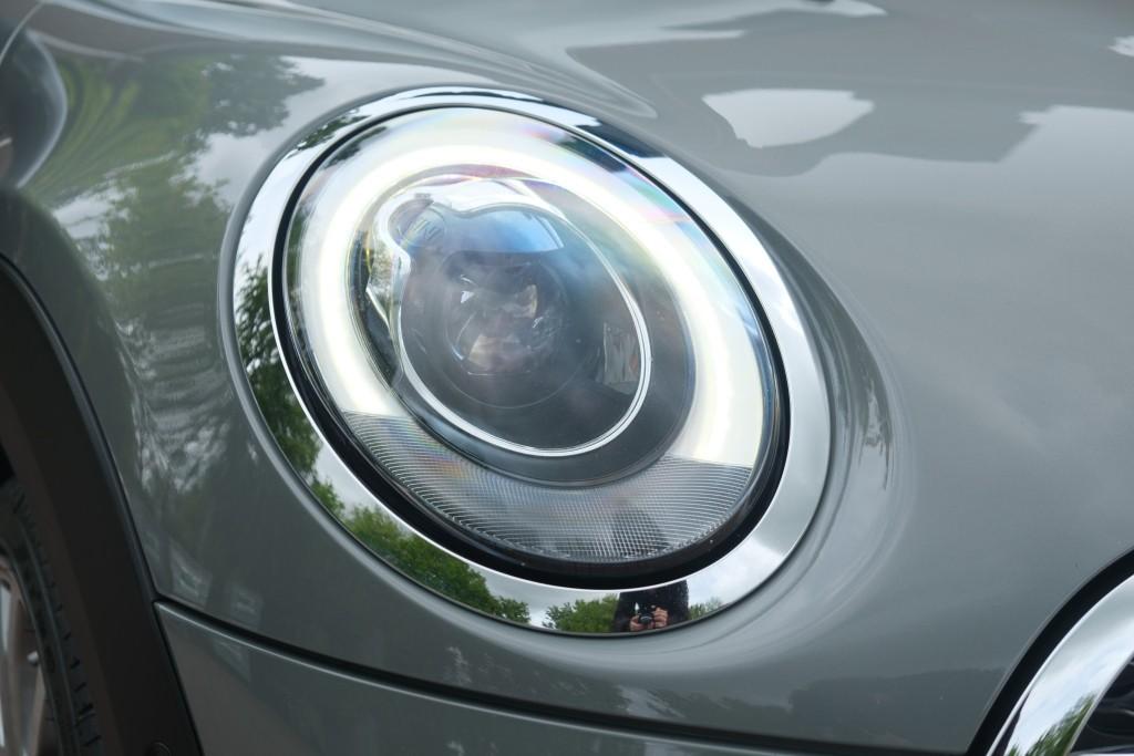 MINI Cooper S 192pk Chili Serious Business | JCW Pakket | Panoramadak | Keyless | Camera | Harman/kardon | Winter Pakket afbeelding 2