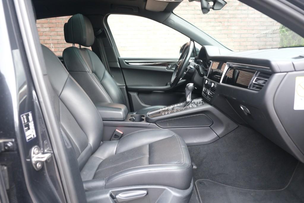 Porsche Macan 3.0 S 354pk PDK | Navi | App Connect | Panoramadak | Leder | Memory | Camera | Elektrische Achterklep | Sportuitlaat afbeelding 5