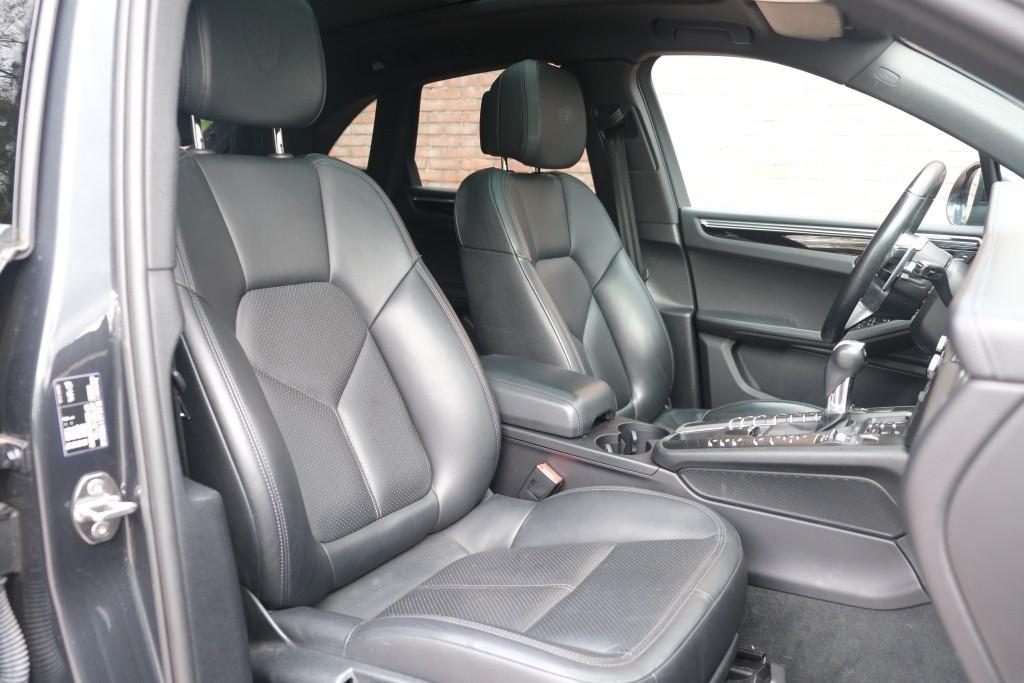 Porsche Macan 3.0 S 354pk PDK | Navi | App Connect | Panoramadak | Leder | Memory | Camera | Elektrische Achterklep | Sportuitlaat afbeelding 7