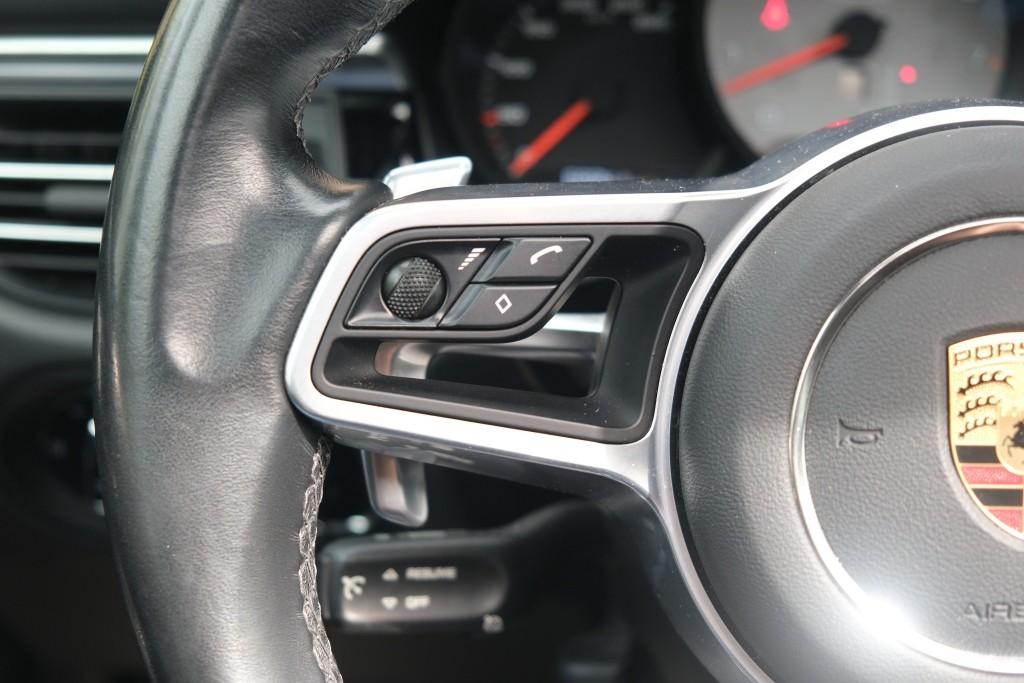 Porsche Macan 3.0 S 354pk PDK | Navi | App Connect | Panoramadak | Leder | Memory | Camera | Elektrische Achterklep | Sportuitlaat afbeelding 10