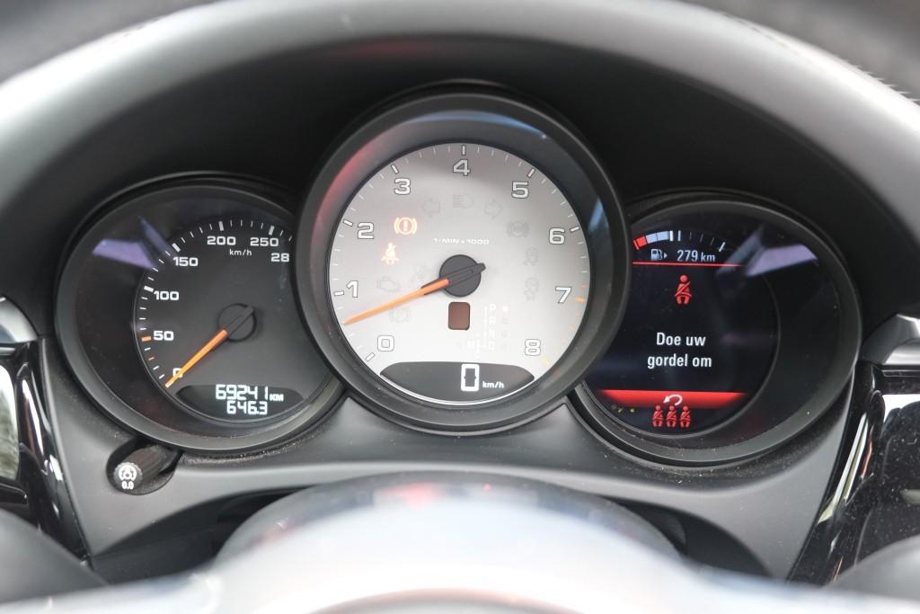 Porsche Macan 3.0 S 354pk PDK | Navi | App Connect | Panoramadak | Leder | Memory | Camera | Elektrische Achterklep | Sportuitlaat afbeelding 13