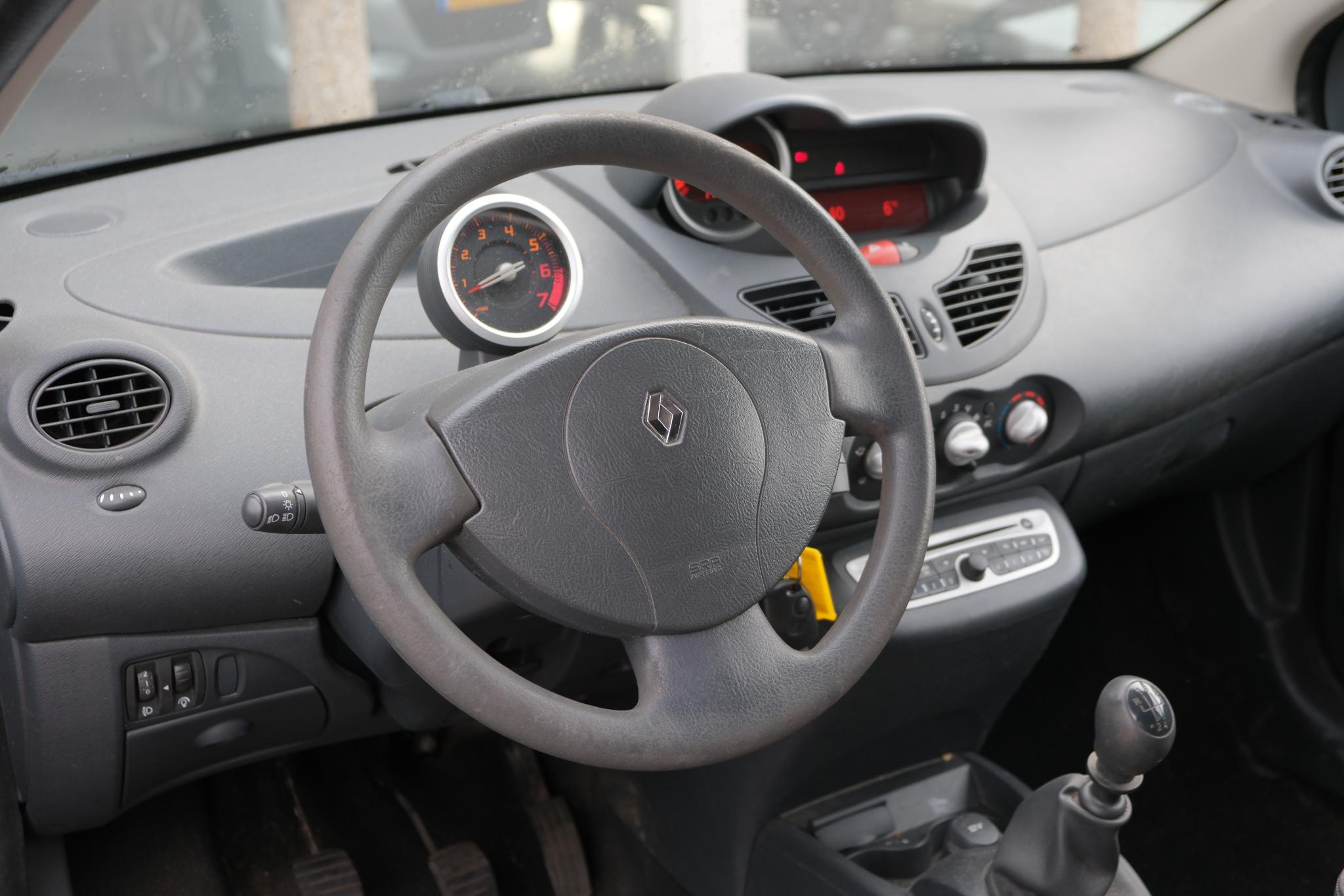 Renault Twingo 1.2-16V 75pk Collection | Radio-CD | Elektr. ramen | Nieuwe APK afbeelding 6