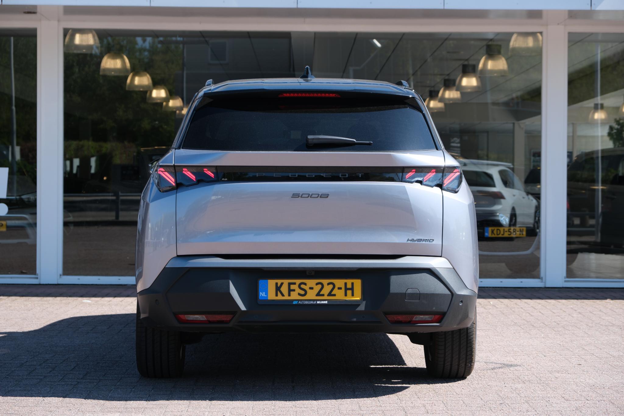 Peugeot 5008 1.2 Hybrid 145pk e-DCS6 GT 7 Persoons | Navi | App Connect | Adaptive Cruise | Panoramadak | Camera | Keyless | Stoelverwarming | Elektrische Achterklep | PDC afbeelding 5