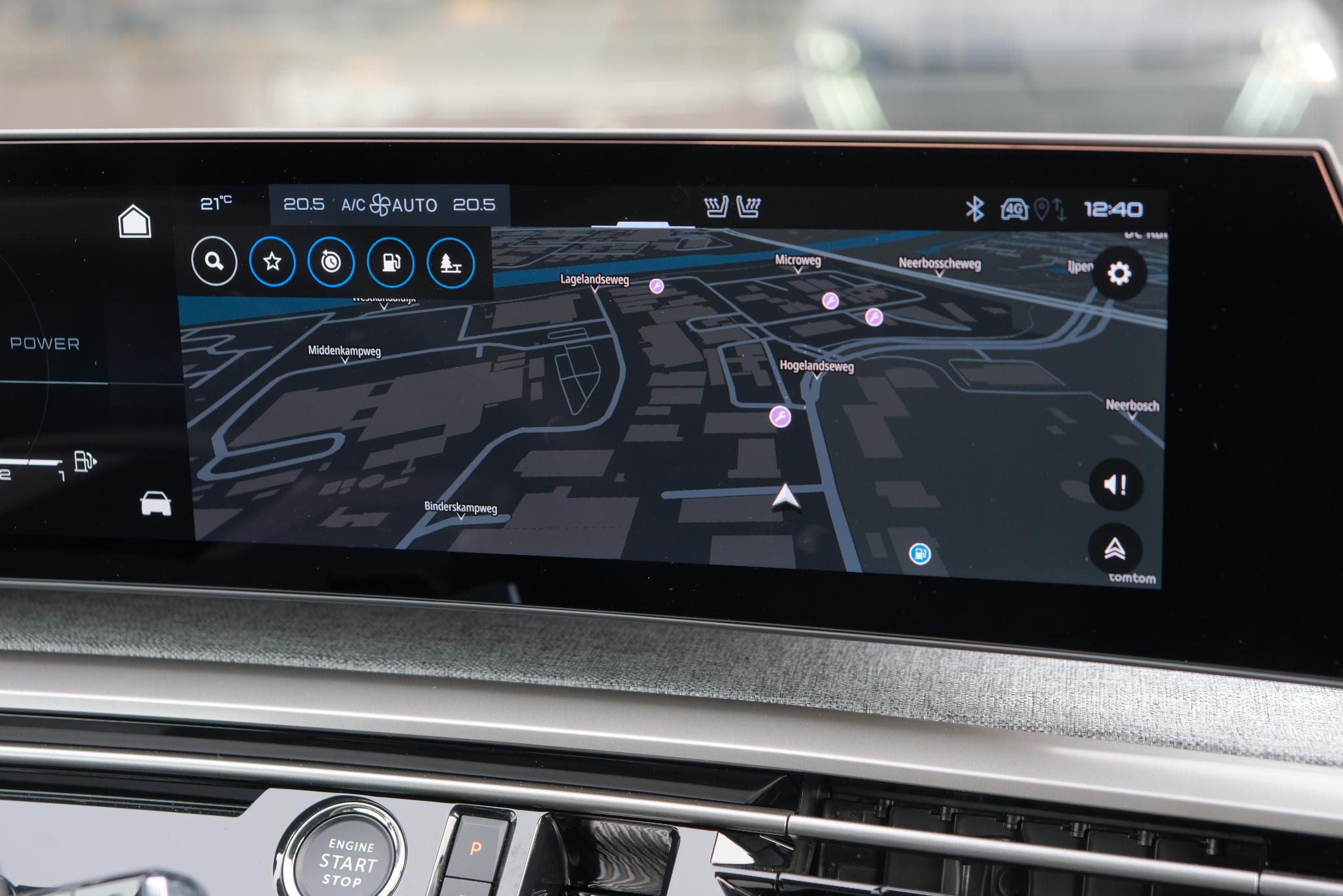 Peugeot 5008 1.2 Hybrid 145pk e-DCS6 GT 7 Persoons | Navi | App Connect | Adaptive Cruise | Panoramadak | Camera | Keyless | Stoelverwarming | Elektrische Achterklep | PDC afbeelding 13