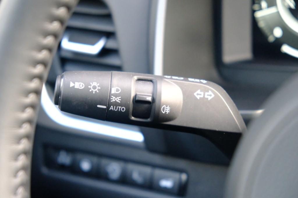 Nissan QASHQAI 1.3 MHEV 158pk Xtronic N-Connecta | Navi | App Connect | Adaptive Cruise | Keyless | 360° Camera | Panoramadak | Elektrische Achterklep | Cold Pack afbeelding 11