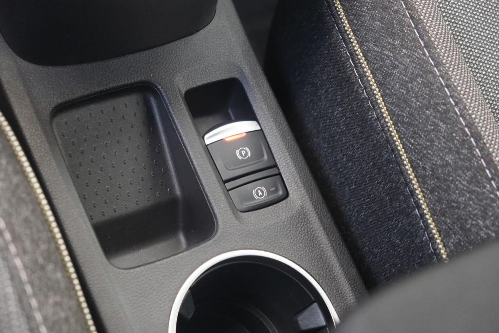 Renault Captur 1.3 mild hybrid 160pk EDC Techno | App Connect | Climate | Cruise | Camera | Keyless | PDC afbeelding 21