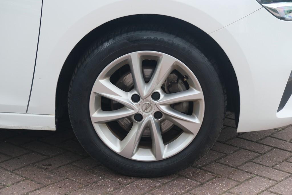 Opel Corsa 1.2 75pk Edition | Navi | App Connect | Airco | Cruise | Full LED | PDC | 16" velgen afbeelding 24