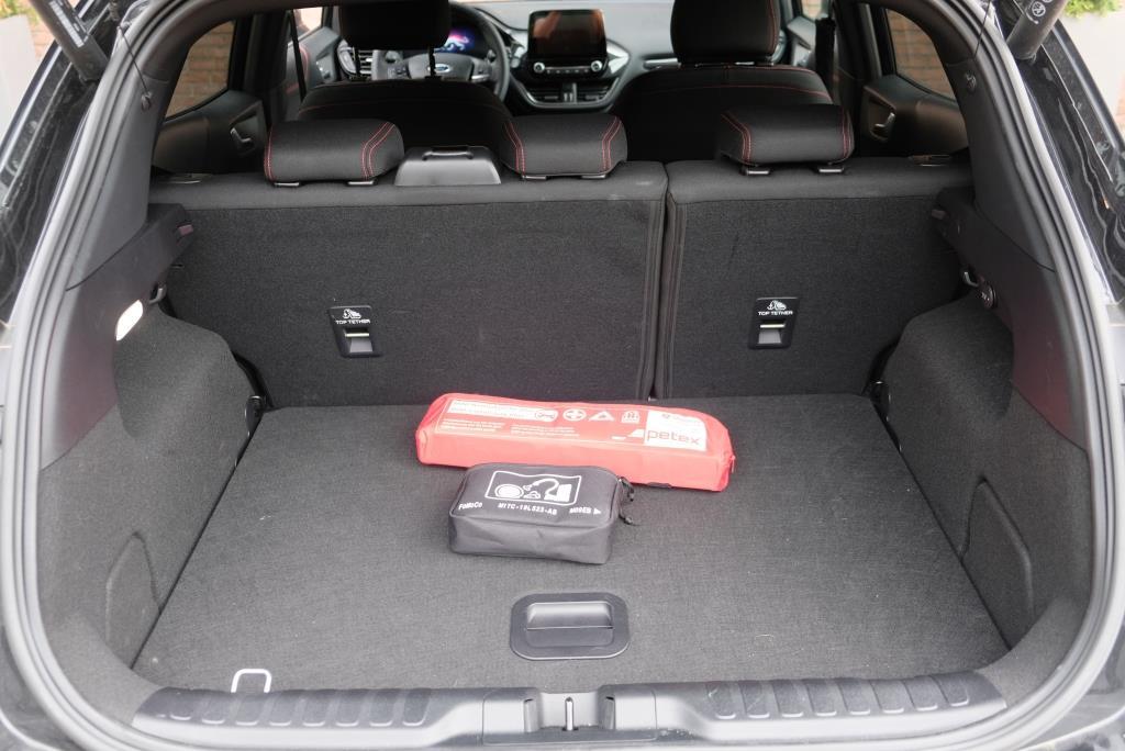 Ford Puma 1.0 EcoBoost Hybrid 155pk Aut. ST-Line X | Navi | App Connect | Adaptive Cruise | Keyless | B&O Audio | Camera | Winter Pakket | Elektrische klep afbeelding 27