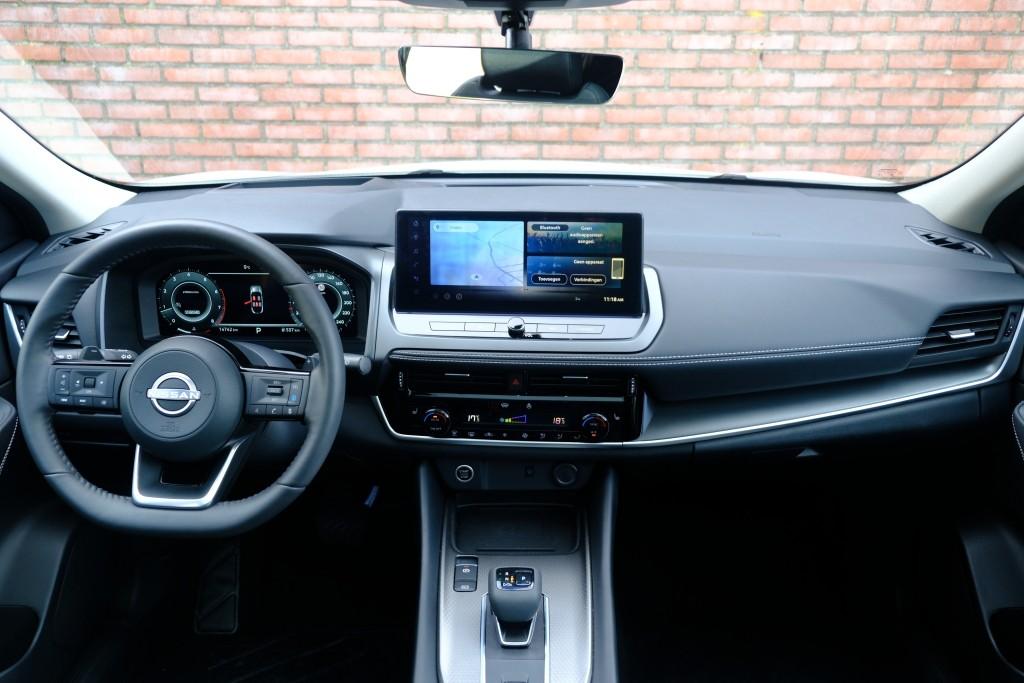 Nissan QASHQAI 1.3 MHEV 158pk Xtronic N-Connecta | Navi | App Connect | Adaptive Cruise | Keyless | 360° Camera | Panoramadak | Elektrische Achterklep | Cold Pack afbeelding 6