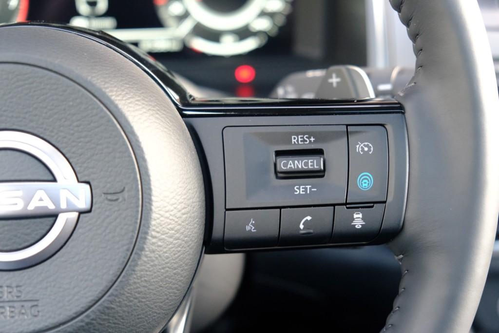 Nissan QASHQAI 1.3 MHEV 158pk Xtronic N-Connecta | Navi | App Connect | Adaptive Cruise | Keyless | 360° Camera | Panoramadak | Elektrische Achterklep | Cold Pack afbeelding 9