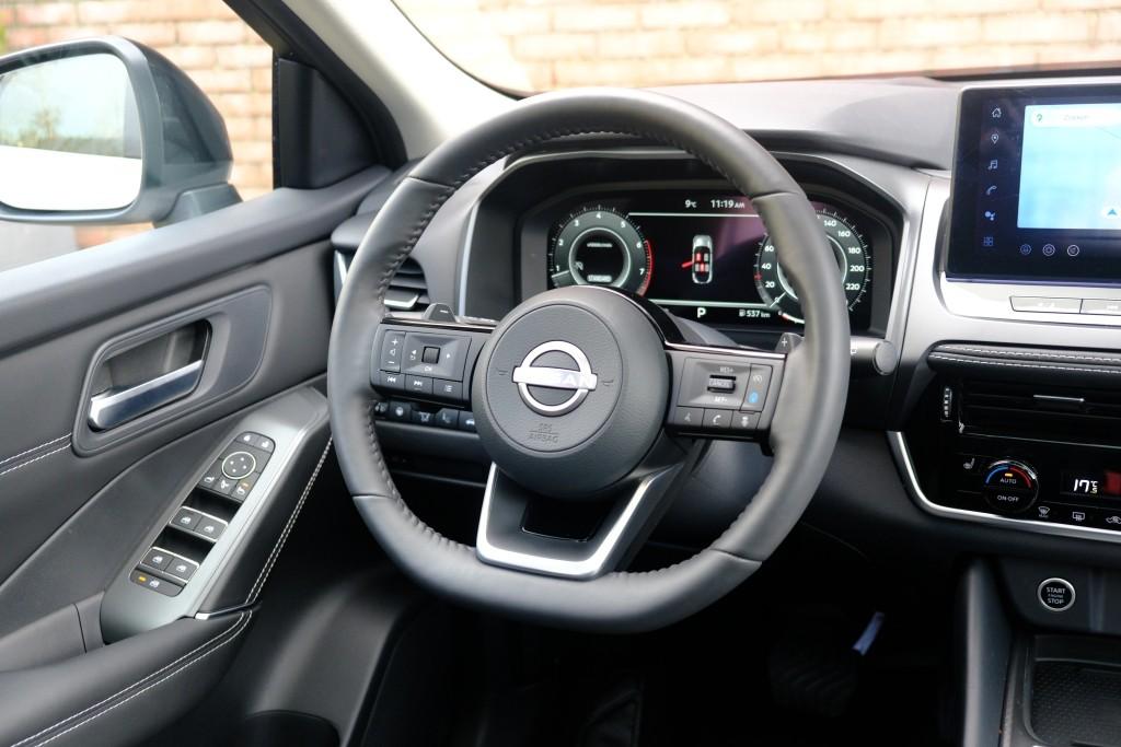 Nissan QASHQAI 1.3 MHEV 158pk Xtronic N-Connecta | Navi | App Connect | Adaptive Cruise | Keyless | 360° Camera | Panoramadak | Elektrische Achterklep | Cold Pack afbeelding 11