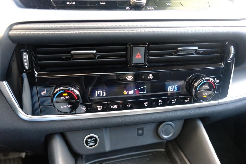 Nissan QASHQAI 1.3 MHEV 158pk Xtronic N-Connecta | Navi | App Connect | Adaptive Cruise | Keyless | 360° Camera | Panoramadak | Elektrische Achterklep | Cold Pack afbeelding 20