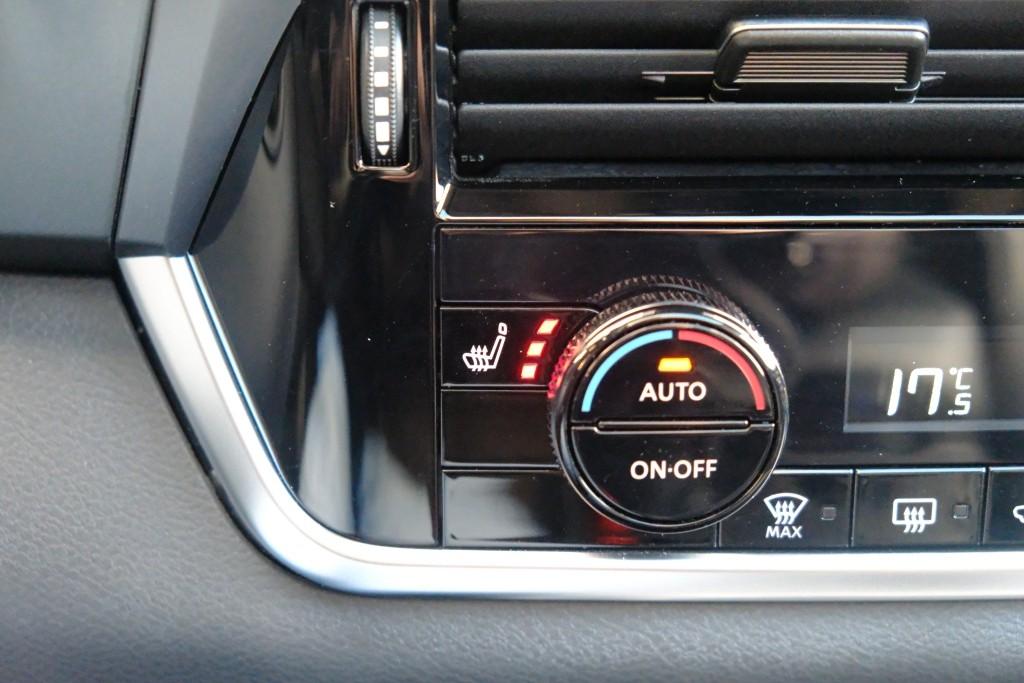 Nissan QASHQAI 1.3 MHEV 158pk Xtronic N-Connecta | Navi | App Connect | Adaptive Cruise | Keyless | 360° Camera | Panoramadak | Elektrische Achterklep | Cold Pack afbeelding 21