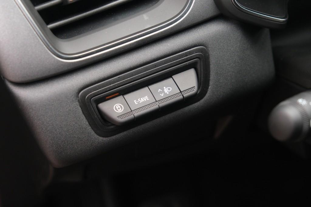 Renault Captur 1.8 E-Tech full hybrid 160pk techno | Navi | App Connect | Climate | Adaptive Cruise | Keyless | Camera | Winter Pakket afbeelding 27