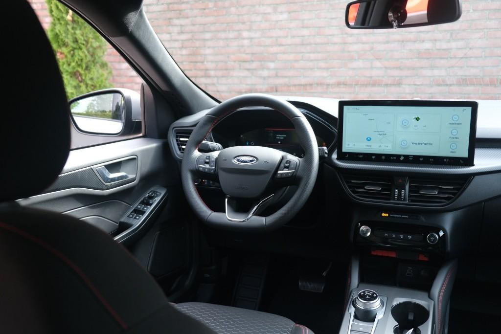 Ford Kuga 2.5 PHEV 243pk Aut. ST-Line | Navi | App Connect | Climate | Camera | Keyless | Dodehoek | Winter Pakket afbeelding 12