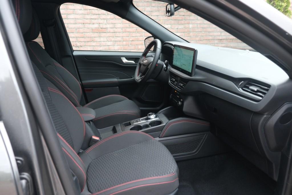 Ford Kuga 2.5 PHEV 243pk Aut. ST-Line | Navi | App Connect | Climate | Camera | Keyless | Dodehoek | Winter Pakket afbeelding 4