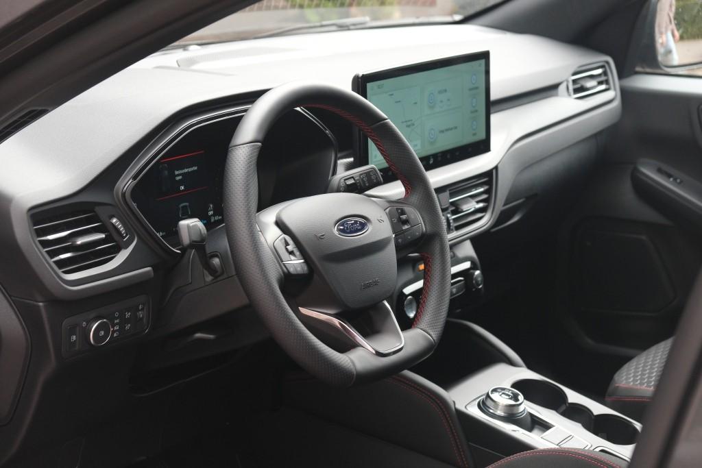 Ford Kuga 2.5 PHEV 243pk Aut. ST-Line | Navi | App Connect | Climate | Camera | Keyless | Dodehoek | Winter Pakket afbeelding 8