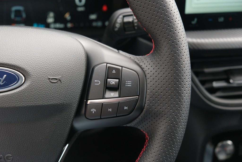 Ford Kuga 2.5 PHEV 243pk Aut. ST-Line | Navi | App Connect | Climate | Camera | Keyless | Dodehoek | Winter Pakket afbeelding 11