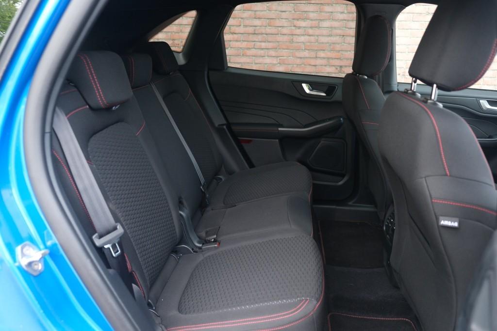 Ford Kuga 2.5 PHEV 243pk Aut. ST-Line | Navi | App Connect | Climate | Camera | Keyless | Dodehoek afbeelding 3
