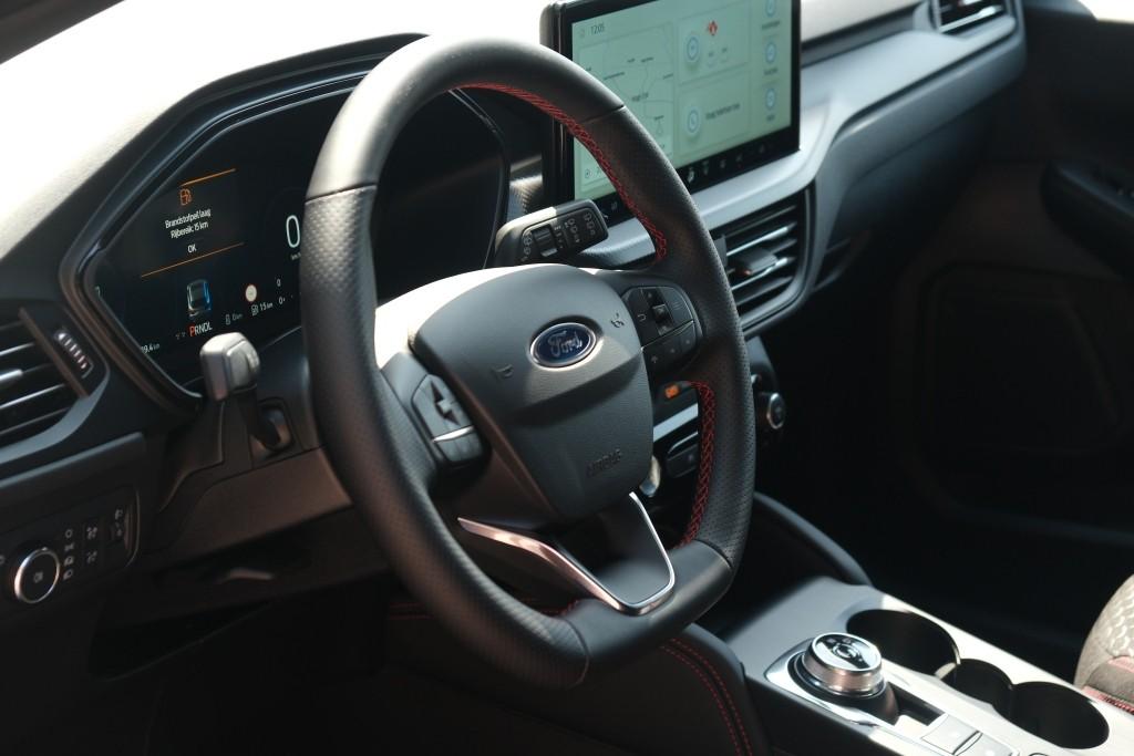 Ford Kuga 2.5 PHEV 243pk Aut. ST-Line | Private Lease vanaf € 639,- p.m. afbeelding 7
