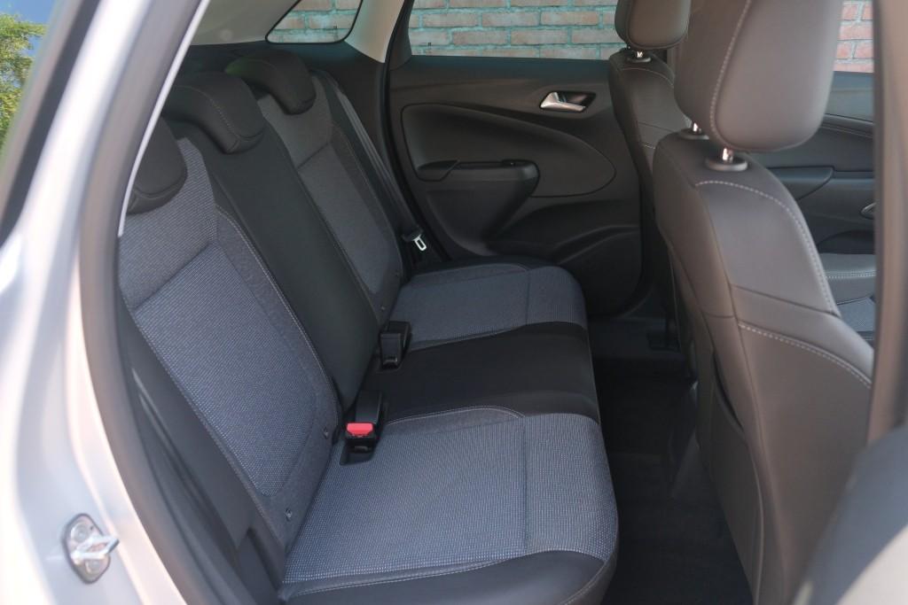 Opel Crossland 1.2 Turbo 110pk Elegance | Navi | App Connect | Climate | Cruise | Camera | PDC afbeelding 2