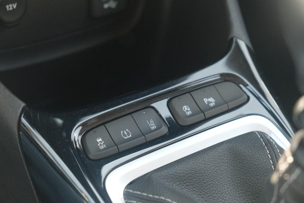 Opel Crossland 1.2 Turbo 110pk Elegance | Navi | App Connect | Climate | Cruise | Camera | PDC afbeelding 21