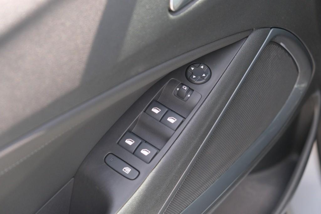 Opel Crossland 1.2 Turbo 110pk Elegance | Navi | App Connect | Climate | Cruise | Camera | PDC afbeelding 23