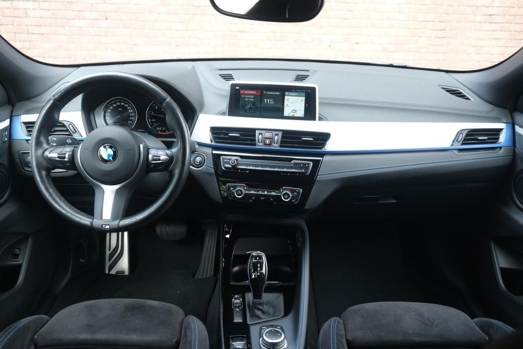 BMW X2 sDrive20i 192pk Aut. High Executive M Sport | Navi | App Connect | Climate | Camera | Alcantara | Elektrische Achterklep | Winter Pakket afbeelding 7