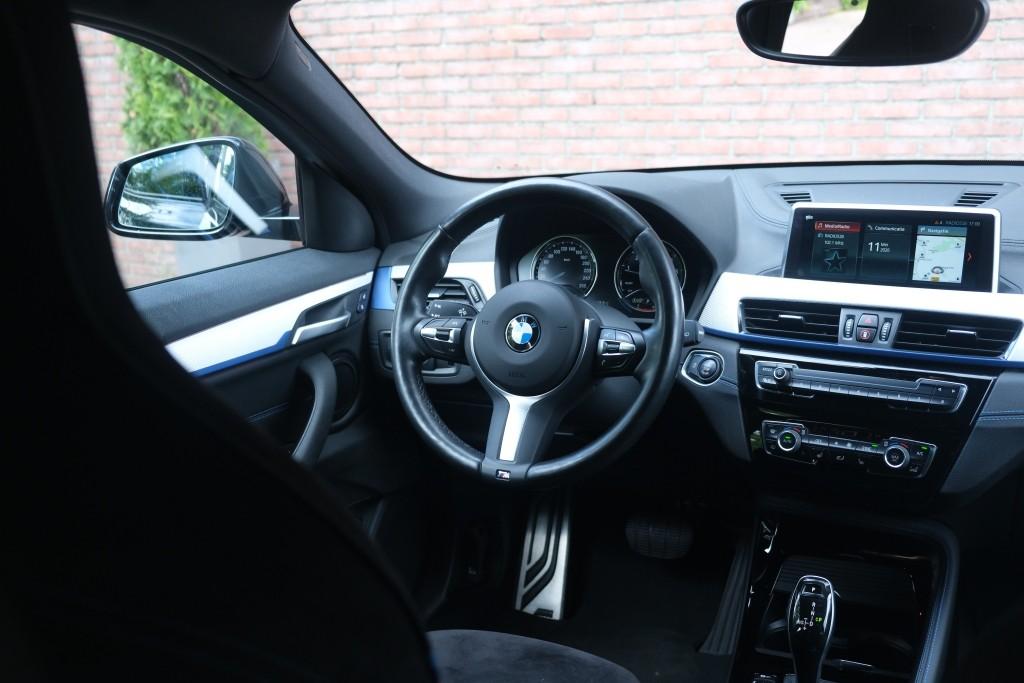 BMW X2 sDrive20i 192pk Aut. High Executive M Sport | Navi | App Connect | Climate | Camera | Alcantara | Elektrische Achterklep | Winter Pakket afbeelding 12
