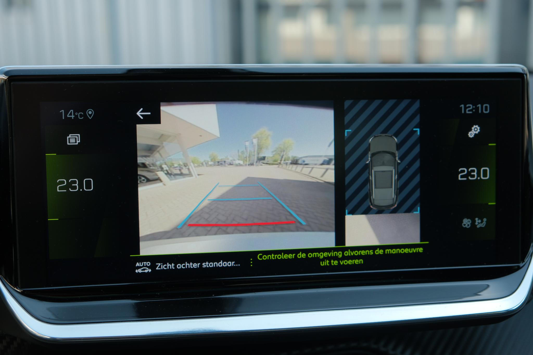 Peugeot 2008 1.2 PureTech GT-Line | Navi | Panoramadak | Camera | Cruise | 18" velgen afbeelding 19