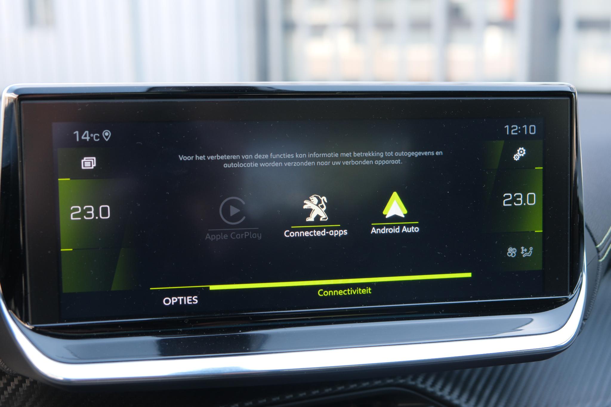 Peugeot 2008 1.2 PureTech GT-Line | Navi | Panoramadak | Camera | Cruise | 18" velgen afbeelding 20