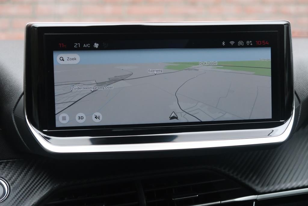 Peugeot 208 1.2 PureTech 100pk Allure | Navi | App Connect | Climate | Cruise | Camera | Dodehoek | PDC afbeelding 16