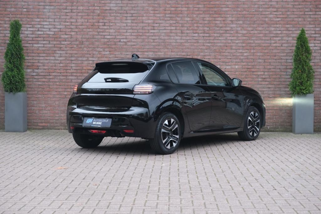 Peugeot 208 1.2 PureTech 100pk Allure | Navi | App Connect | Climate | Cruise | Camera | Dodehoek | PDC afbeelding 28