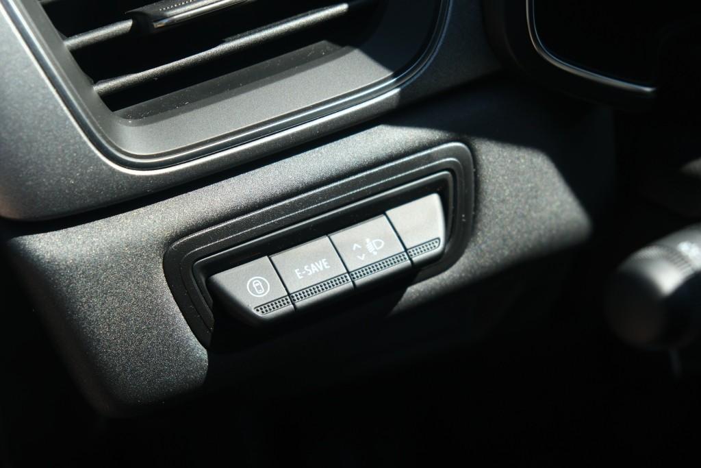 Renault Captur 1.8 E-Tech full hybrid 160pk techno | Navi | App Connect | Climate | Adaptive Cruise | Keyless | Camera | Winter Pakket afbeelding 25