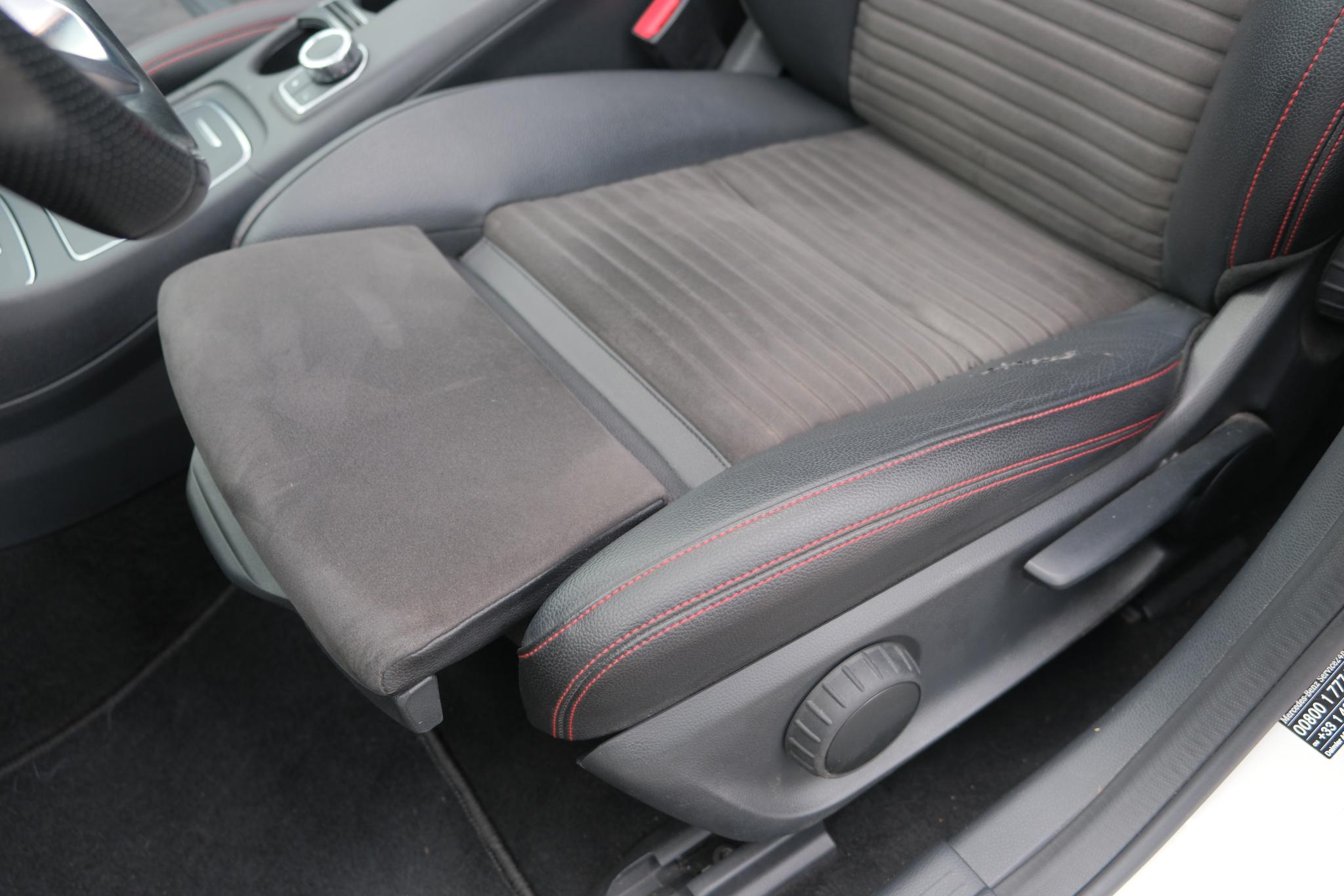 Mercedes-Benz A-Klasse 200 d 136pk Aut. Ambition | AMG-styling | Navi | Climate | Cruise | Panoramadak | Camera | PDC afbeelding 23
